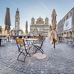 Trulyspace - Direkt Am Rathausplatz, Dachterrasse Mit Blick Auf Perlachturm, Garage, Fahrstuhl