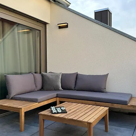 Апартаменты Trulyspace - Direkt Am Rathausplatz, Dachterrasse Mit Blick Auf Perlachturm, Garage, Fahrstuhl *