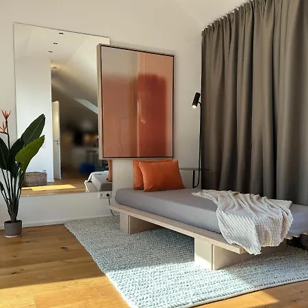 Trulyspace - Direkt Am Rathausplatz, Dachterrasse Mit Blick Auf Perlachturm, Garage, Fahrstuhl