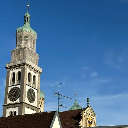 Trulyspace - Direkt Am Rathausplatz, Dachterrasse Mit Blick Auf Perlachturm, Garage, Fahrstuhl 奥格斯堡