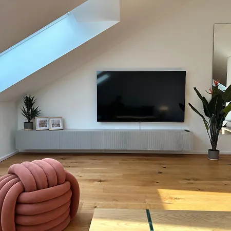 Trulyspace - Direkt Am Rathausplatz, Dachterrasse Mit Blick Auf Perlachturm, Garage, Fahrstuhl *